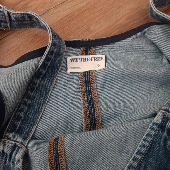 We The Free Blue Denim High Roller Jumpsuit Sz S - Picture 6 of 7